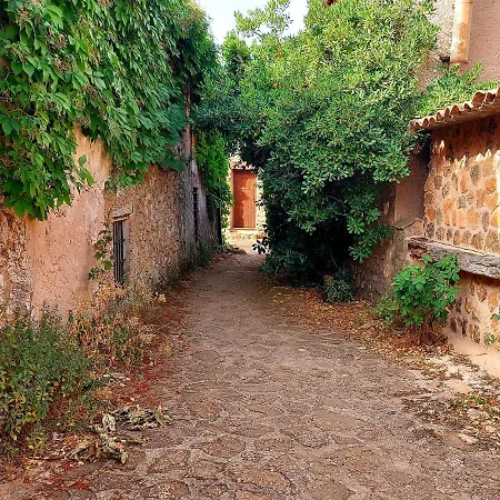 Casa Del águila Del Valle * Riopar Viejo